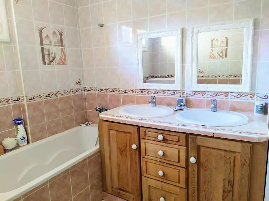 Maison Piscine Privee Robion Luberon Ideal Famille