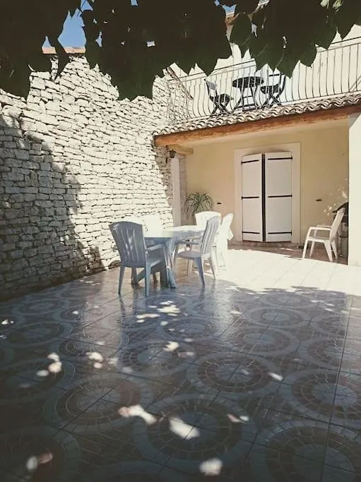 Maison Piscine Privee Robion Luberon Ideal Famille 0*, Robion en Luberon